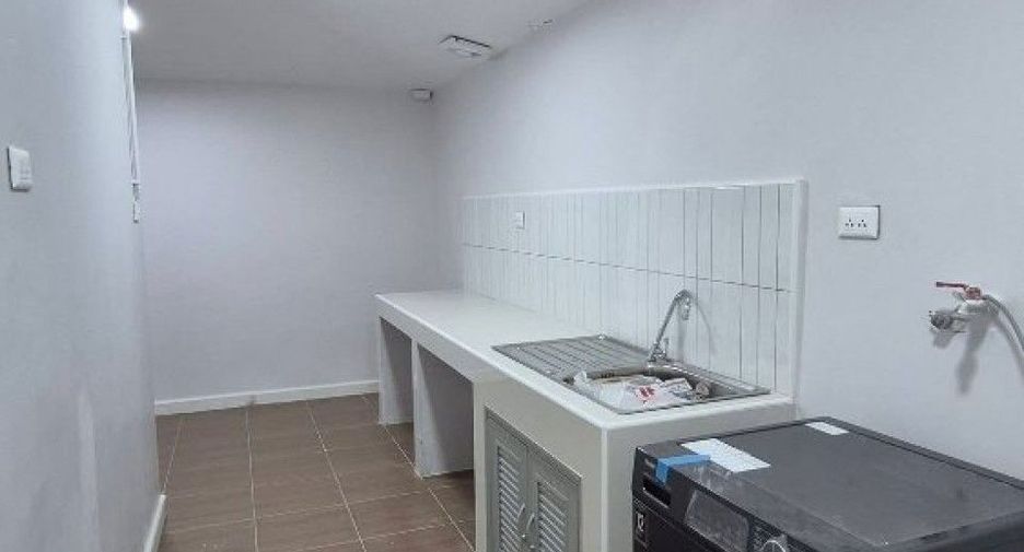 For sale 2 ベッドルーム house in Mueang Lamphun, Lamphun