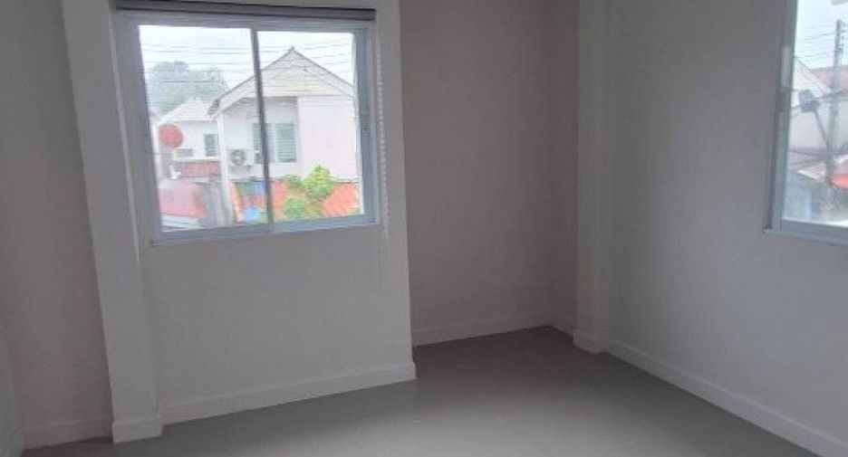 For sale 2 ベッドルーム house in Mueang Lamphun, Lamphun