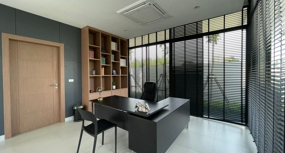 Haus zur Miete und zum Kauf mit 3 Zimmer in Min Buri, Bangkok