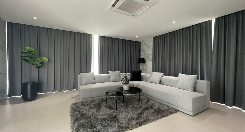 Haus zur Miete und zum Kauf mit 3 Zimmer in Min Buri, Bangkok