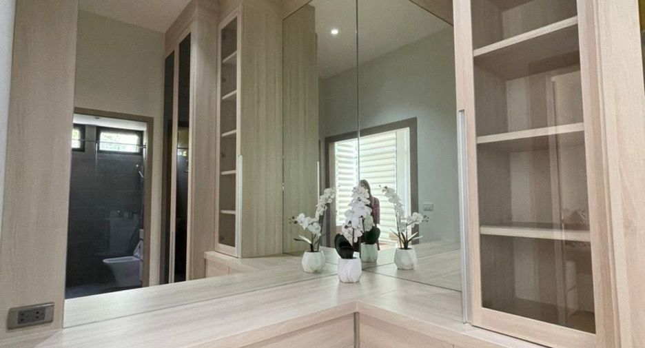 Haus zur Miete und zum Kauf mit 3 Zimmer in Min Buri, Bangkok