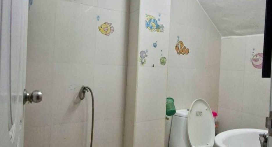 For sale 2 bedrooms retail Space in Bang Khun Thian, Bangkok