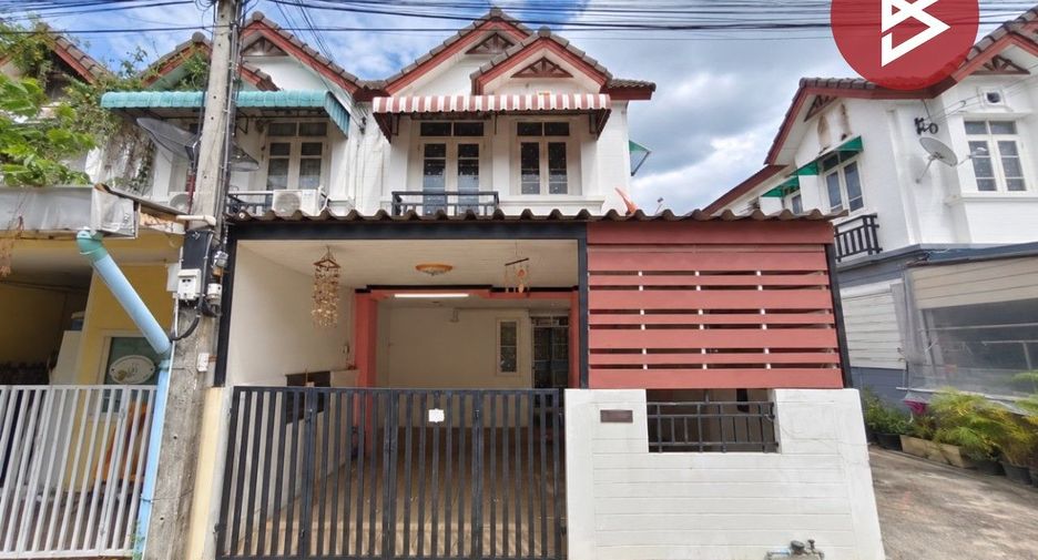 For sale 2 bedrooms townhouse in Mueang Nakhon Pathom, Nakhon Pathom