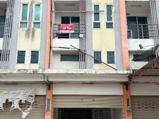 For sale 2 bedrooms retail Space in Klaeng, Rayong