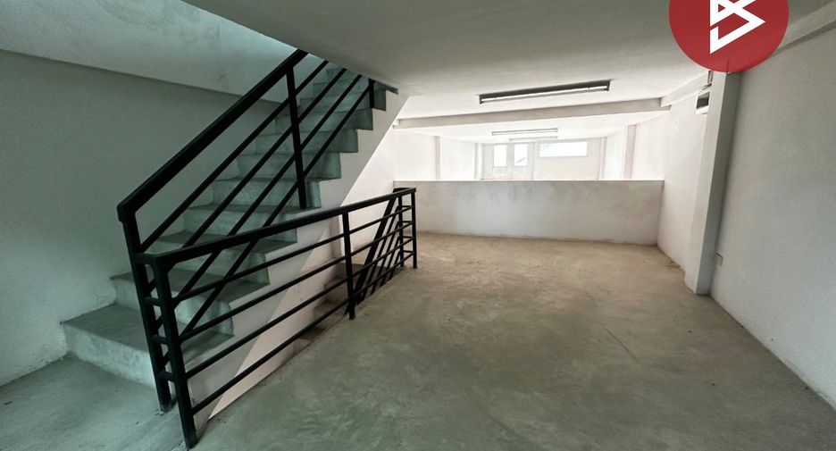 For sale 2 bedrooms retail Space in Klaeng, Rayong