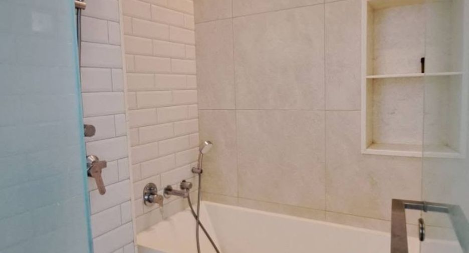 For rent 2 ベッドルーム condo in Khlong Toei, Bangkok