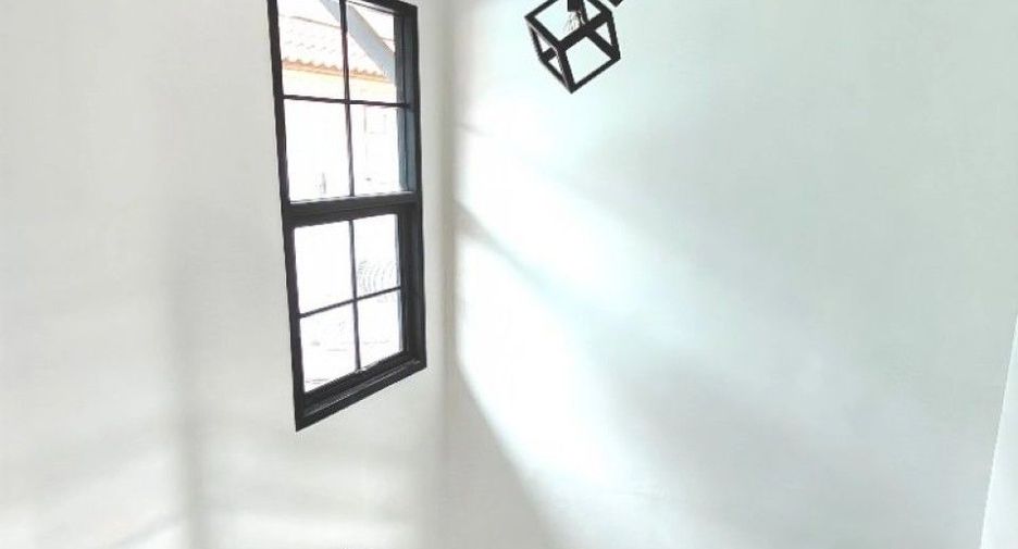 For sale 3 bedrooms townhouse in Khlong Luang, Pathum Thani