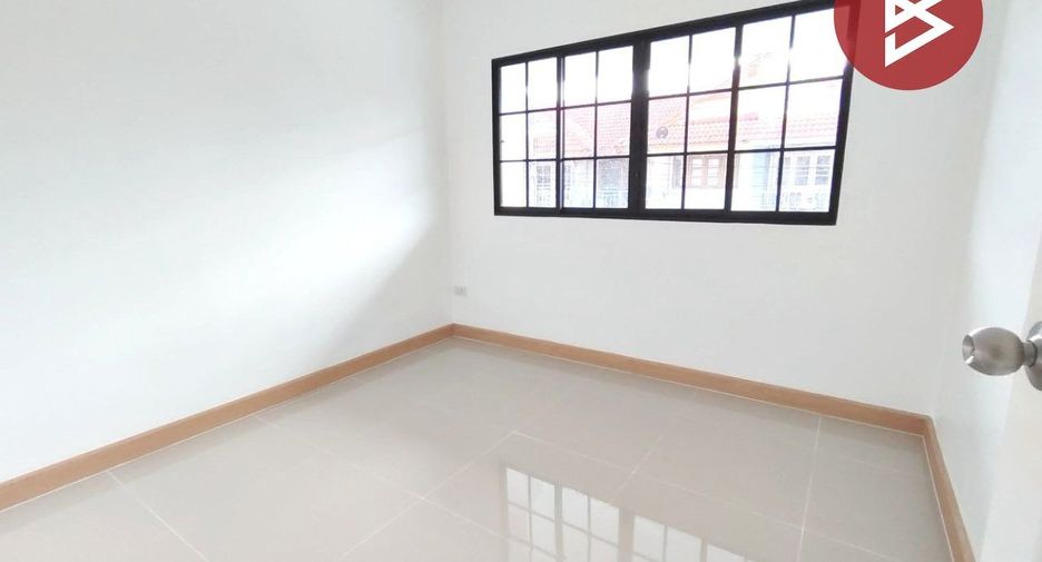 For sale 3 bedrooms townhouse in Khlong Luang, Pathum Thani