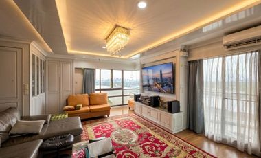 For sale 2 bedrooms condo in Yan Nawa, Bangkok