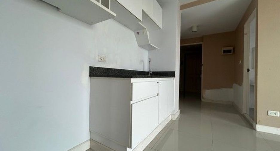 For sale 1 bed condo in Bang Sao Thong, Samut Prakan