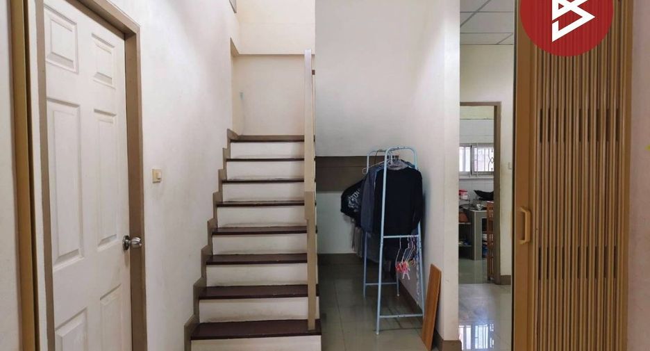 For sale 3 bedrooms house in Sam Phran, Nakhon Pathom