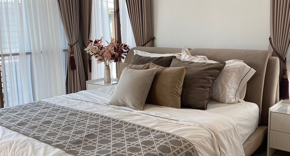 Haus zur Miete mit 4 Zimmer in Bang Kapi, Bangkok