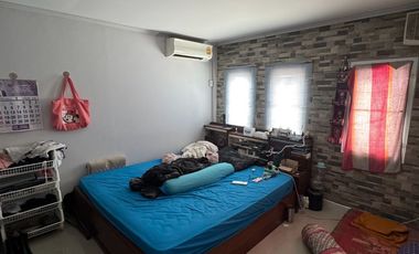 For sale 3 bedrooms townhouse in Bang Khun Thian, Bangkok