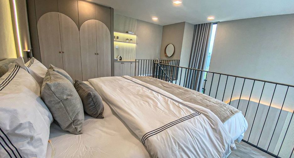 For rent and for sale 5 bedrooms house in Saphan Sung, Bangkok