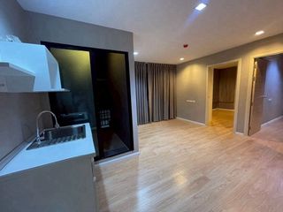 Condo en venta de 2 habitaciones en Bang Na, Bangkok