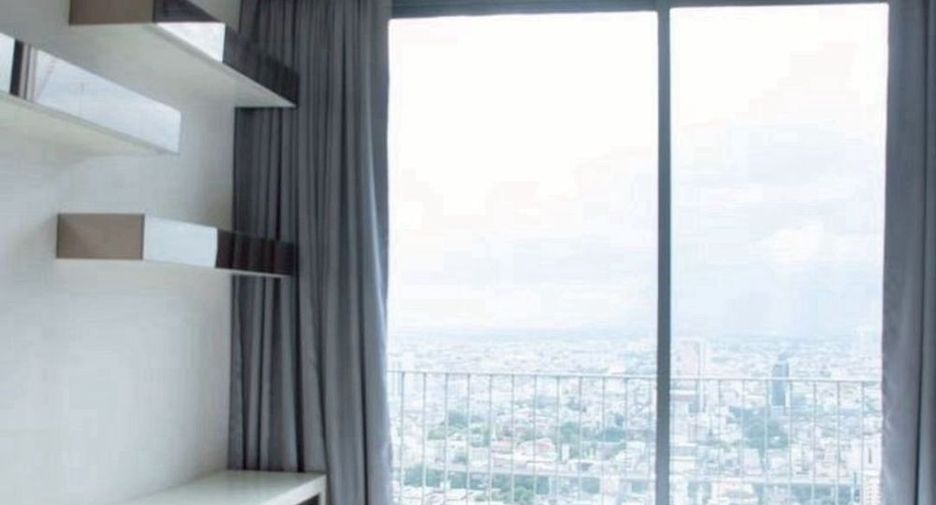 For sale 3 ベッドルーム condo in Pathum Wan, Bangkok