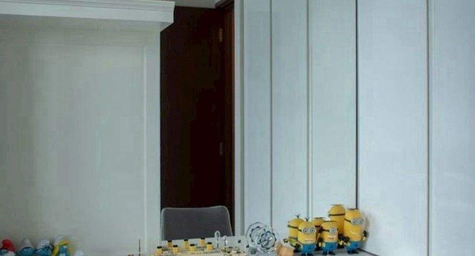 For sale 3 ベッドルーム condo in Pathum Wan, Bangkok