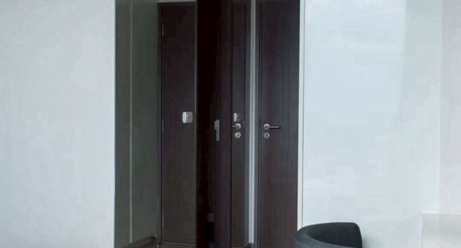 For sale 3 ベッドルーム condo in Pathum Wan, Bangkok