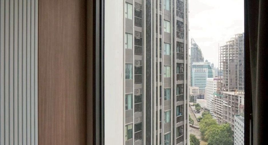 For rent 1 bed condo in Pathum Wan, Bangkok