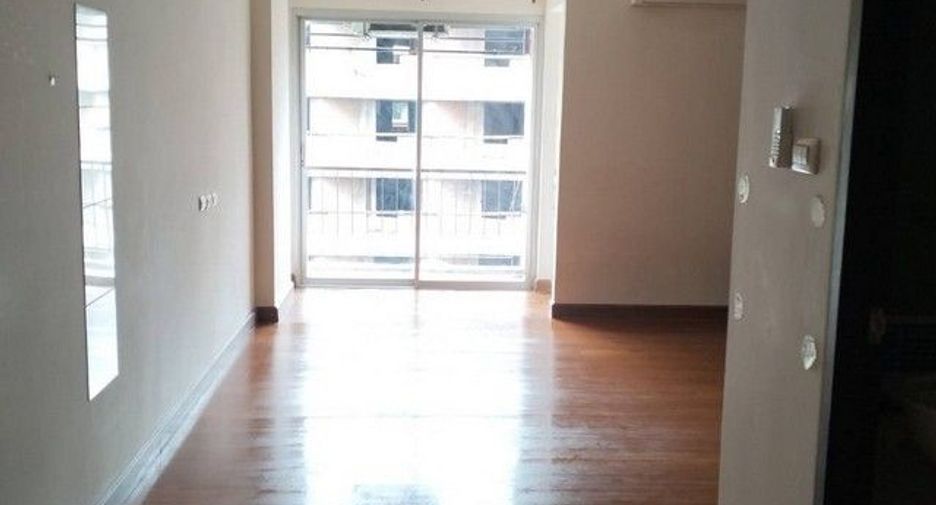 Wohnung zum Kauf mit 1 Zimmer in Bang Phli, Samut Prakan