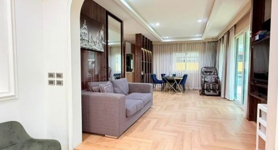 For sale 4 bedrooms house in Prawet, Bangkok