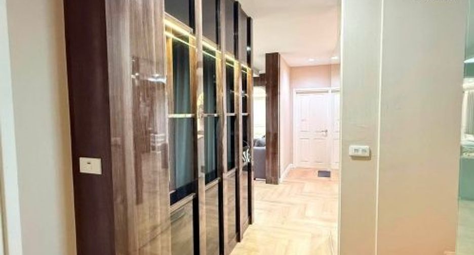 For sale 4 bedrooms house in Prawet, Bangkok