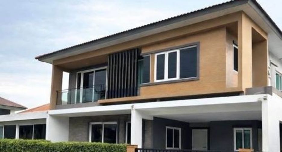 For sale 4 bedrooms house in Prawet, Bangkok