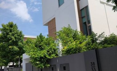 For sale 4 ベッドルーム house in Saphan Sung, Bangkok