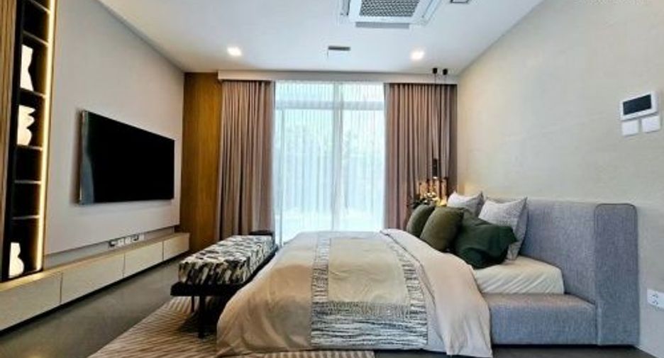 For sale 4 ベッドルーム house in Saphan Sung, Bangkok