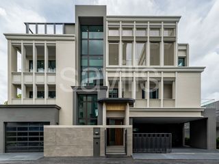 For sale 4 bedrooms house in Bang Kapi, Bangkok