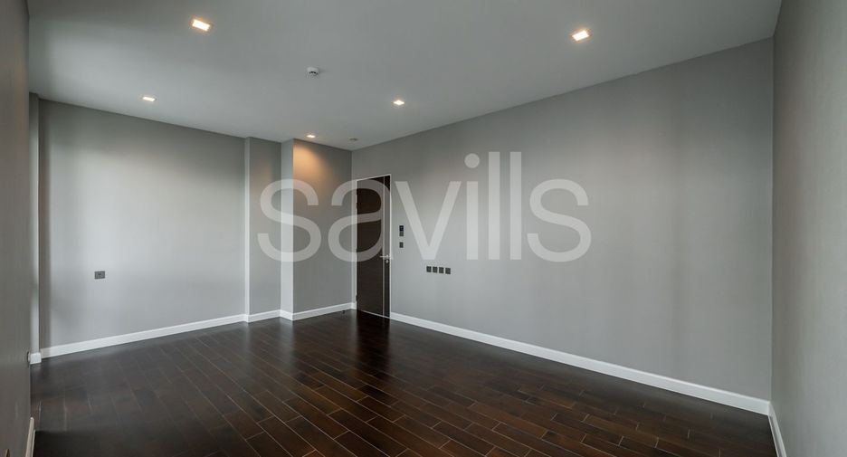For sale 4 bedrooms house in Bang Kapi, Bangkok
