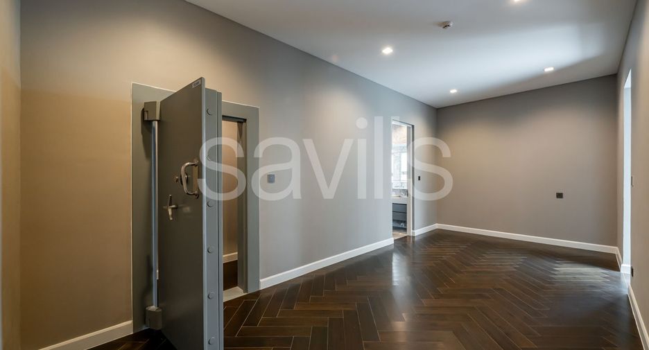 For sale 4 bedrooms house in Bang Kapi, Bangkok