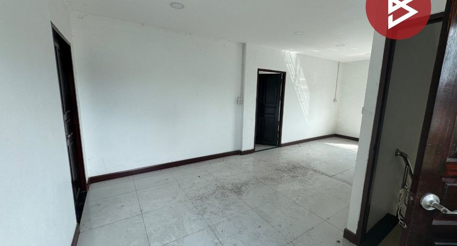 Gewerbefläche zur Miete mit 6 Zimmer in Nakhon Chai Si, Nakhon Pathom