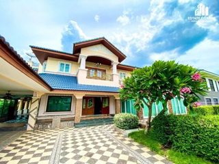 À vendre 4 chambres maison à Bang Khen, Bangkok
