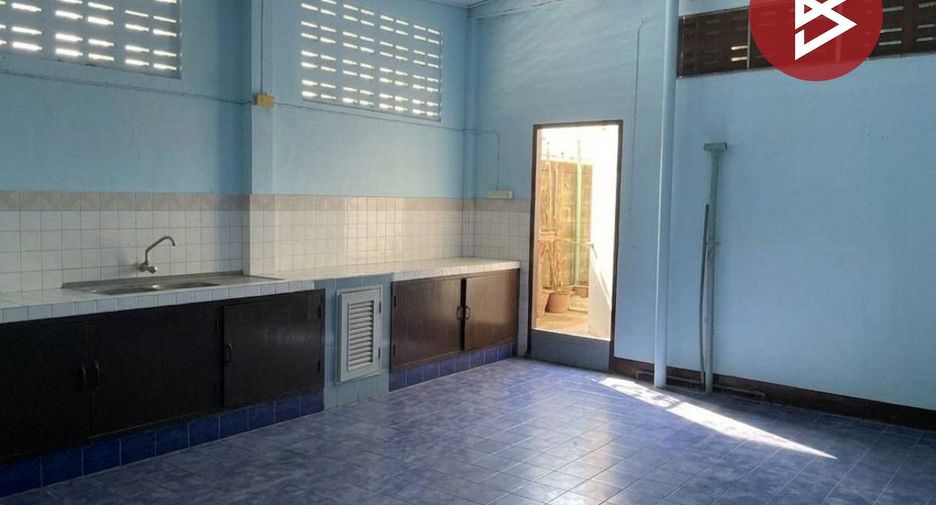 Продажа 4 спальни дом в Mueang Uttaradit, Уттарадит