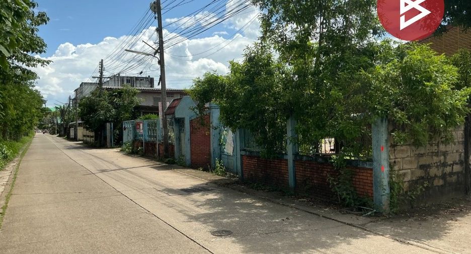 Продажа 4 спальни дом в Mueang Uttaradit, Уттарадит
