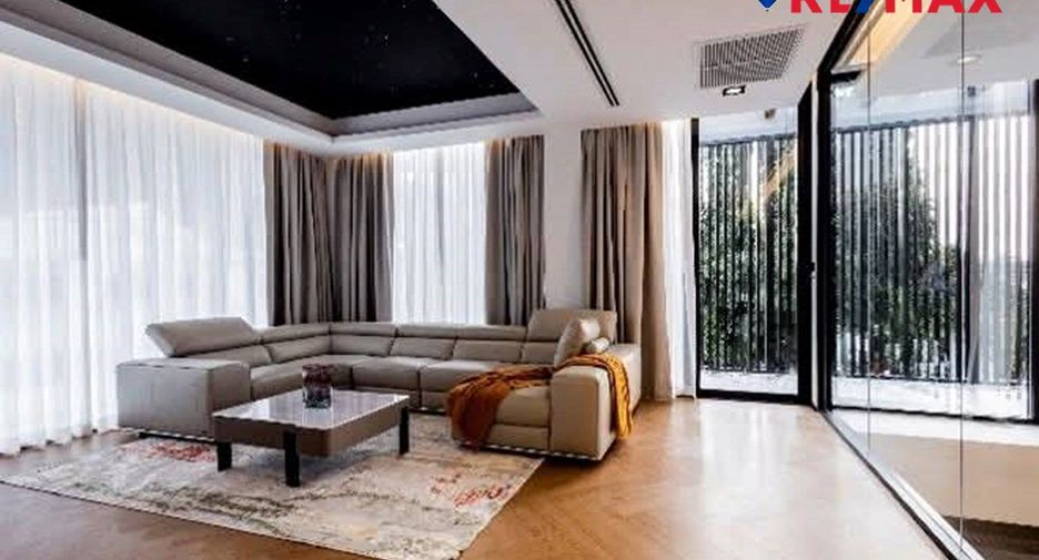 For rent 5 bedrooms house in Jomtien, Pattaya