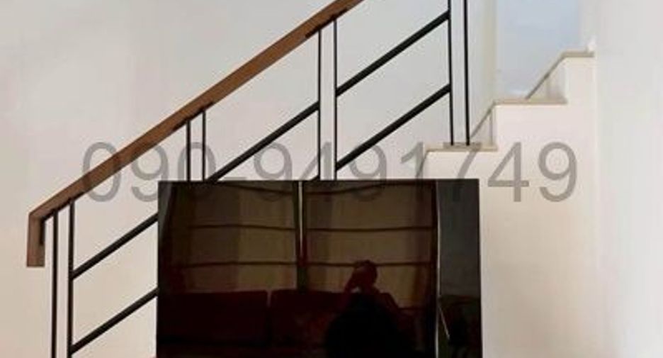 For rent 3 bedrooms townhouse in Suan Luang, Bangkok