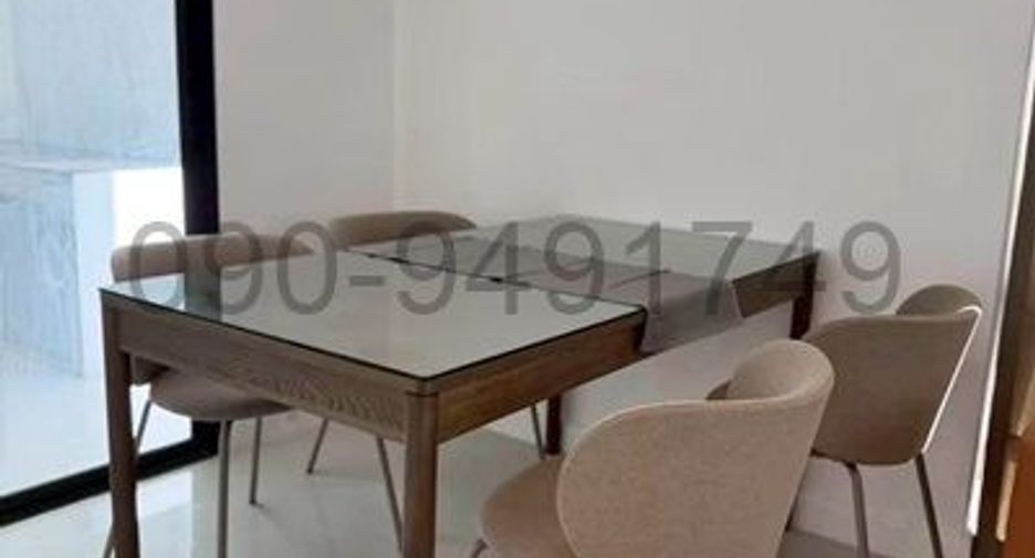 For rent 3 bedrooms townhouse in Suan Luang, Bangkok
