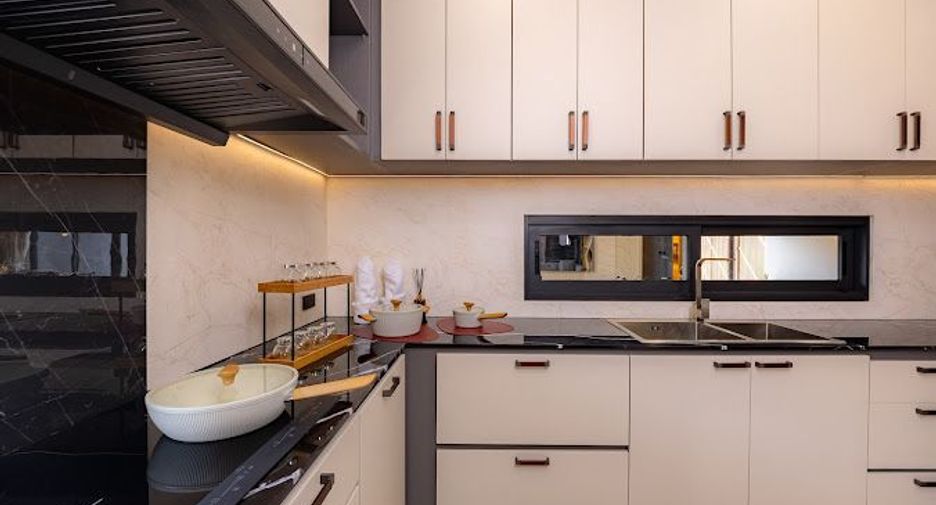 À vendre 5 chambres villa à Bang Lamung, Chonburi