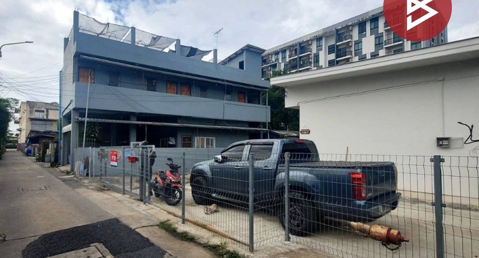 Terreno en venta en Khan Na Yao, Bangkok