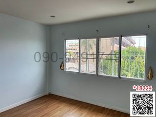 For rent 4 bedrooms townhouse in Bang Bon, Bangkok