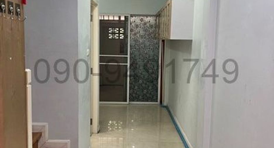 For rent 4 bedrooms townhouse in Bang Bon, Bangkok