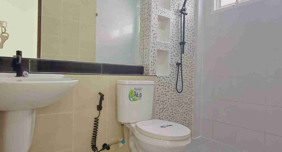 Haus zum Kauf mit 3 Zimmer in Khlong Sam Wa, Bangkok