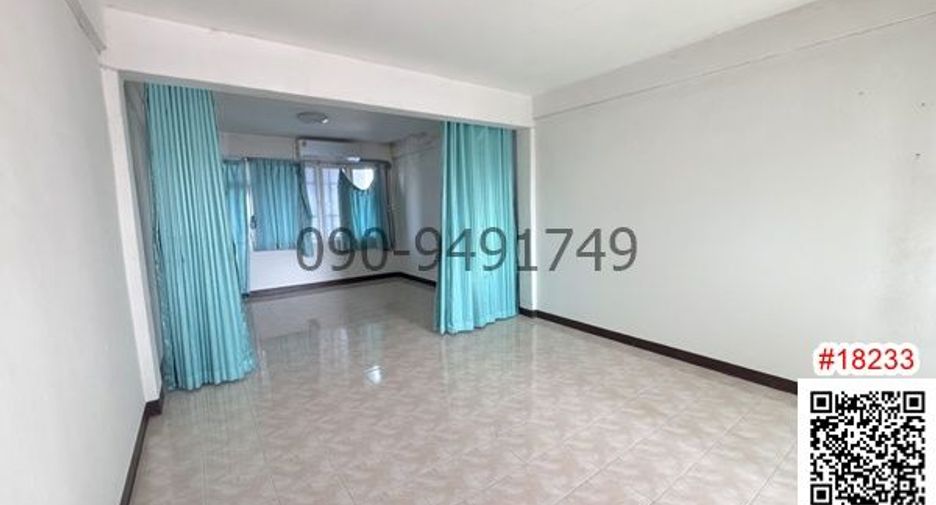 For sale 2 bedrooms retail Space in Khan Na Yao, Bangkok