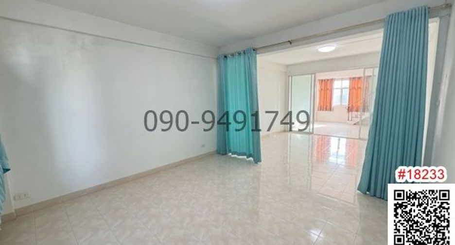 For sale 2 bedrooms retail Space in Khan Na Yao, Bangkok