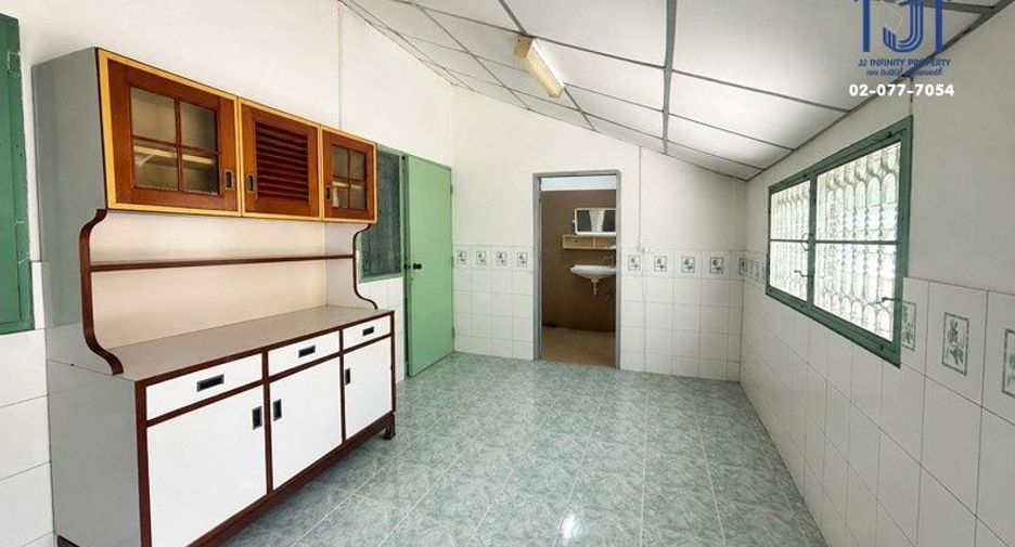 Casa adosada en venta de 2 habitaciones en Bueng Kum, Bangkok