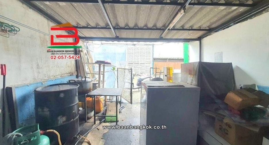 Casa adosada en venta de 2 habitaciones en Chatuchak, Bangkok