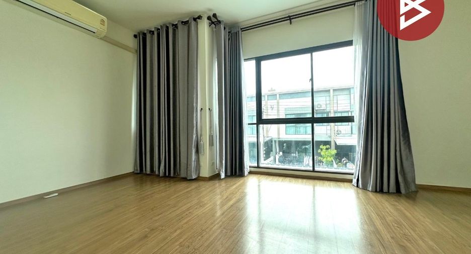 For sale 2 bedrooms townhouse in Sai Mai, Bangkok