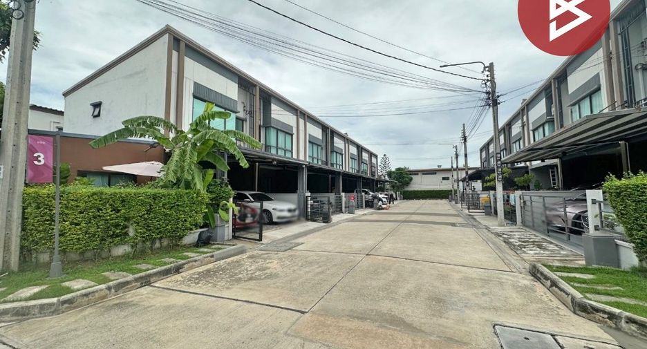 For sale 2 bedrooms townhouse in Sai Mai, Bangkok